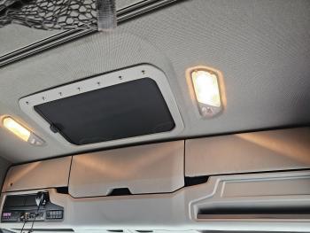 R500 6x2*4  / LIFT STEERING AXLE / RETARDER / WB 295 cm